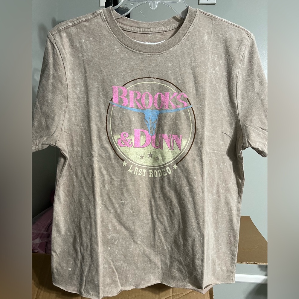 Brooks & Dunn “Last Rodeo” Graphic Tee